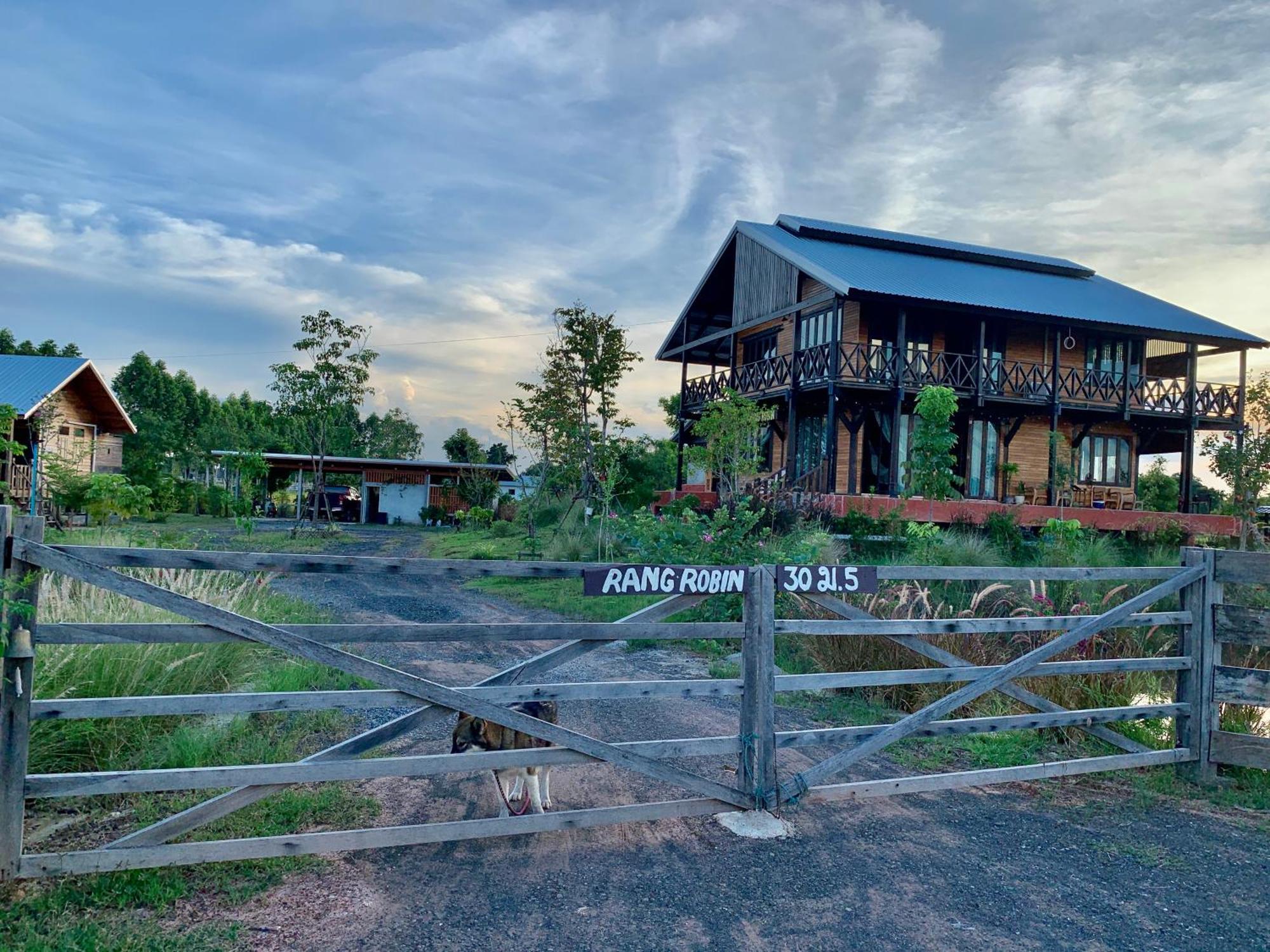 Rang Robin Farmstay For 4 With Pool Ban Wang Muang Екстер'єр фото